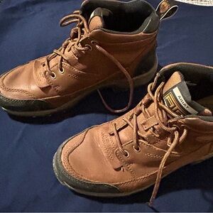 Women’s Ariat Terrain hiking boots size 7